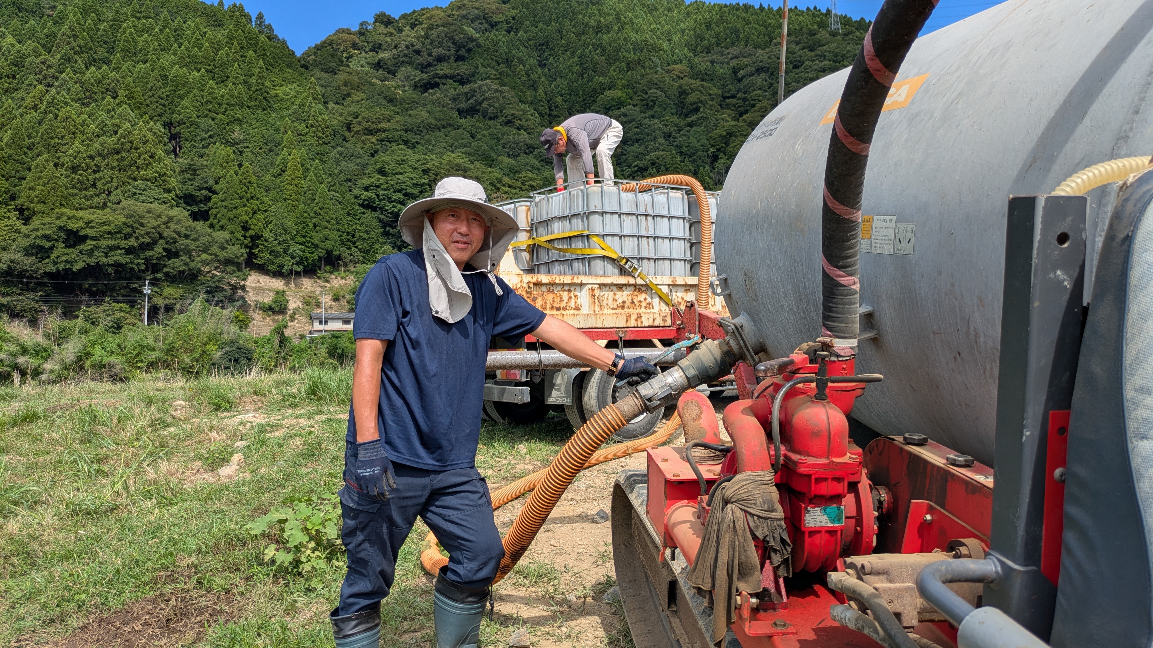 有機質肥料の散布出張サービス（消化液肥・堆肥）